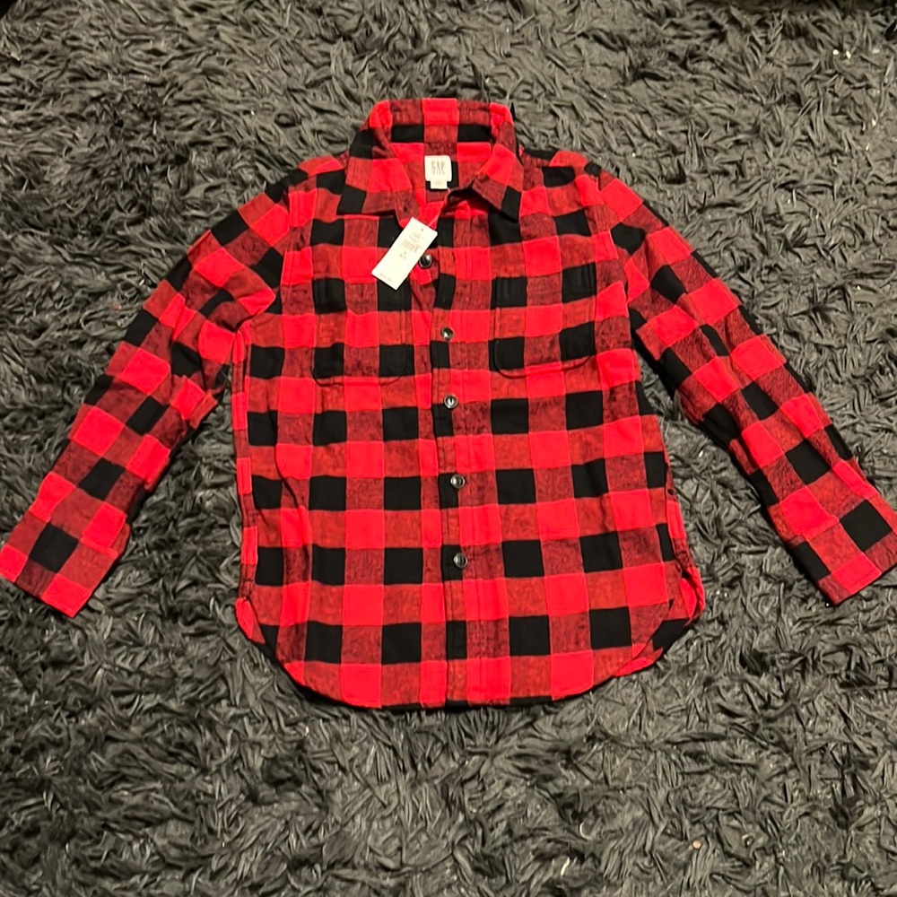 NWT Gap kids long sleeve button down flannel Size S